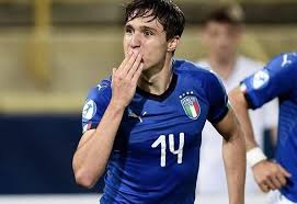 Il nuovo numero di chiesa: Ufficiale Juventus Federico Chiesa E Un Nuovo Giocatore Bianconero