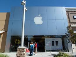 I've never been at an apple store for a launch.have always ordered online. An Apple Store For El Paso Local News Elpasoinc Com