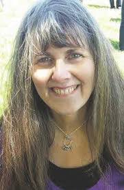 Mary Hibler's Instagram, Twitter & Facebook