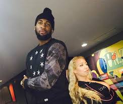 The famous nba star drummond is 6 feet 11 inches tall in height and weighs around 127 kg. Photos Andre Drummond Girlfriend Nude Model Jenna Shea Blacksportsonline