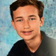 Melissa Holmes and Christopher Horton's Wedding Website