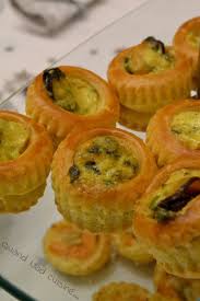 Bouchees Feuilletees Aux Moules Au Curry Moules Curry Recettes De Cuisine Cuisine Et Boissons