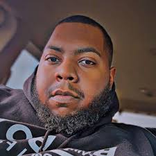 Kwame Davis (@kwame.davis1) • Facebook