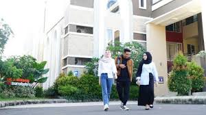 Berikut adalah info daftar biaya kuliah umy yang perlu kamu ketahui. Universitas Muhammadiyah Surabaya Terima Mahasiswa Lewat Nilai Utbk Surya
