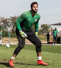 O vitória derrotou o fluminense por 3 a 1, no barradão, hoje à noite. Muriel Abre Disputa Com Agenor Pela Titularidade
