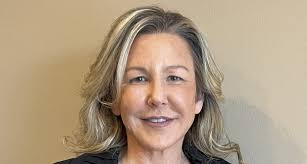 Censured Naperville D203 board member called out for abdicating  responsibility