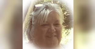 Lynn Burdette's Instagram, Twitter & Facebook