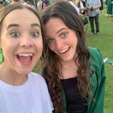 Sydney Crumley and Deyvian Augustine's Wedding Website