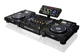 Great Set Pioneer Dj Setup Pioneer Dj Dj Equipment Dj Setup
