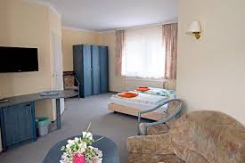 Dann sind sie bei uns im ostseebad warnemünde im appartementhaus lagune an der richtigen adresse. Warnemunde Ferienwohnungen Fewo Ferienwohnung Ferienhaus Ferienhauser Appartements Apartment Warnemuende
