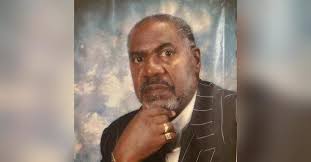 Estella Newsome's Instagram, Twitter & Facebook