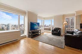 Listing by alloy advisory llc (20 jay street, brooklyn, ny 11201). Nyc Condos East Harlem 3 Bedroom Condo For Sale