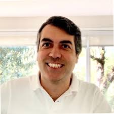 ANA LUIZA DAVID FIGUEIREDO