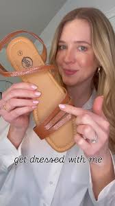 GDWM: Got in these new sandals for summer, I’ve been looking for a  minimalist brown sandal and these are so perfect 🤎I love the snake skin  texture