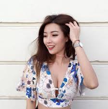 Online dating services are the best way nowadays to meeting new people for any purpose, but you have probably noticed that there are so many of them. Lovingfeel Best International Online Dating Service For Singles Single Dating Sites Dating Service Single Dating