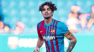 Player who has been the top scorer (7) in a major league in the world. Sdksrou75rdm0m