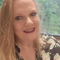 Michele Sowards's Instagram, Twitter & Facebook