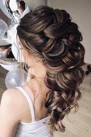 30 Elegant Wedding Hairstyles For Gentle Brides Short Wedding Hairstyles Elegant Wedding Hair Hair Styles Long Hair Styles