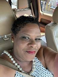 Ashlee Gray's Instagram, Twitter & Facebook