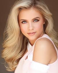 Beverly Grubbs's Instagram, Twitter & Facebook