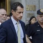 Anthony Weiner sentenced to 21 months in federal prison 1