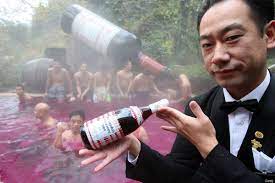 You Won T Believe The Baths You Can Take At This Japanese Spa Japanese Spa Spa Beaujolais Nouveau
