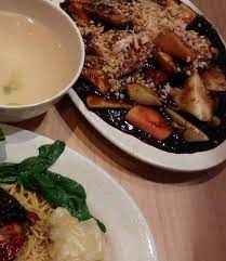I have a colleague who is from penang and when he returned from a trip back home, he brought me back a small special thanks to the chicken rice shop for having us down! Penang Rojak The Chicken Rice Shop S Photo In Putrajaya Klang Valley Openrice Malaysia
