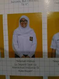 Tak pernah berkata kasar meskipun terkadang kami sering membuat kakak marah, membuat kesal. 10 Pesan Dan Kesan Murid Sma Di Buku Kenangan Ini Malah Bikin Ngakak Aja Yang Baca Paling Seru