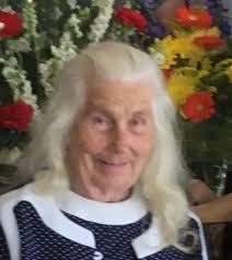 Gloria Mayer's Instagram, Twitter & Facebook