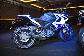 Buy modenas pulsar or apply shop loan now. Modenas Launches V15 Cafe Racer Naked Ns200 And Sporty Rs200 From Rm6 000 Carsifu