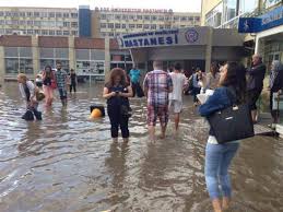 Olağan genel kurulu toplantısına video konferans yöntemiyle katıldı 22 dakika ago. Izmir Bir Anda Karardi Yagmur Hayati Felc Etti Son Dakika