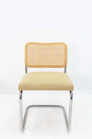 For Sale On 1stdibs 4 Marcel Breuer Cantilever Dining Chairs With A Matching Color Uphols Cantilever Dining Chair Cantilever Chair Dining Room Chairs Modern
