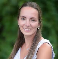 Brooke Roy's Instagram, Twitter & Facebook