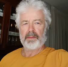 L'Equilibrio Sopra la Poesia”, ad Avezzano l'esposizione dell'artista Franco  Bianchi Poteca