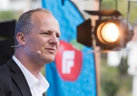 Slutt å administrer gammel Ap-politikk, Erna!