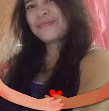 Angelina, Juliette and Grandma Mery singing 🎶 along with Shirley Bassey  singing 🎶 Never, Never, Never. Just love watching them have fun 💓💓