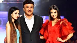 Kumar sanu and daughter shannon k. Anu Malik Ramp Walk With Daughter Ada Malik At Bombay Times Fashion Week 2018 Youtube