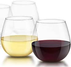 When you're short on time and elbow room, this stemless aerating glass releases a vintage wine's full potential of flavors and aromas. Amazon Com Joyjolt Spirits Stemless Wine Glasses For Red Or White Wine Set Of 4 15 Ounces Wine Glasses