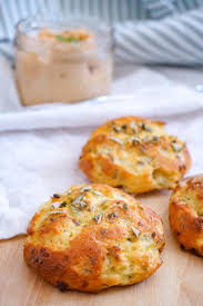Hunger sollst du am morgen keinen leiden. Fluffige Low Carb Brotchen Mit Huttenkase Rezept Ohne Quark