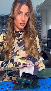 Tell the boss to buy an #iphone16 for Christmas. #boss #tamara