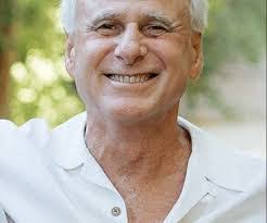 Larry Legrand's Instagram, Twitter & Facebook