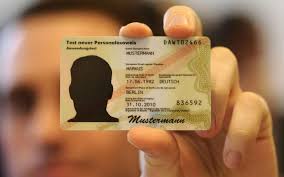 Joindre une photocopie de : Carte D Identite En France Une Nouvelle Version Des 2021 Au Format Carte De Credit
