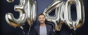 Er hat noch vier ältere geschwister, zwei schwestern, zwei brüder. Florian Silbereisen Feiert 40 Geburtstag Mit Grosser Schlagerstrandparty Fernsehserien De