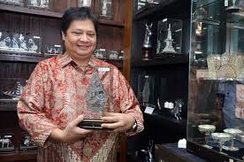 Alamat pejabat menteri besar perak. Kemenperin Daya Saing Industri Kerajinan Perak Masih Andalkan Buatan Tangan