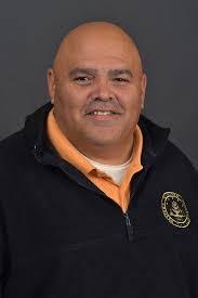 Edward Lara's Instagram, Twitter & Facebook