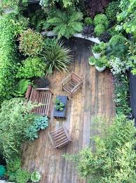 Pin By Rosa On Garden Revamp Small Courtyard Gardens Small Garden Design Garden Spaces