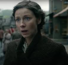 NEW SEASON 7 dark brown shawl, Outlander brown shawl, Claire’s triangle  shawl