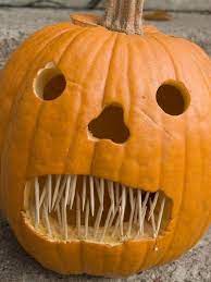 70 Cool Easy Pumpkin Carving Ideas For Wonderful Halloween Day Pumpkin Carving Halloween Pumpkins Carvings Halloween Crafts