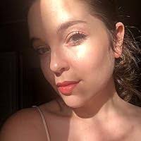 Elizabeth Roark's Instagram, Twitter & Facebook