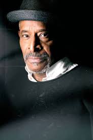 Happy Birthday to the actor ANTONIO FARGAS. He known for his roles in 1970s  blaxploitation and comedy movies. Fargas' breakout role was in the comedy  film PUTNEY SWOPE (1969). His film debut